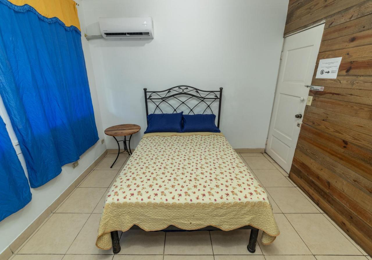 Hostal Amador Familiar Pansiyon Panama Dış mekan fotoğraf